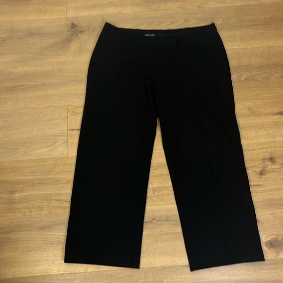 Eileen Fisher | Black pull on knit trousers/pants
Straight wide leg Women size L - Picture 7 of 7